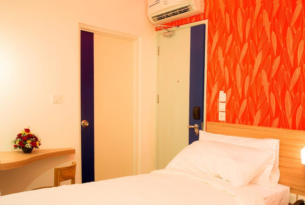 เดอมิรา โฮเต็ล Hotel สุราบายา ห้อง รูปภาพ